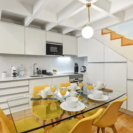 아파트 Recanto Do With Private Patio And Ac 포르투