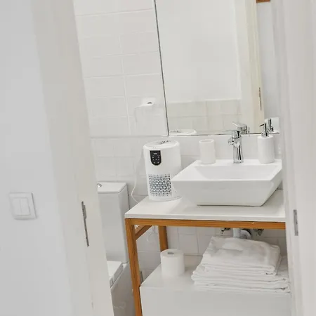 Apartamento Recanto Do With Private Patio And Ac Oporto